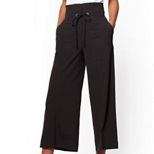 7TH AVENUE PANT - BLACK PAPERBAG-WAIST CULOTTE